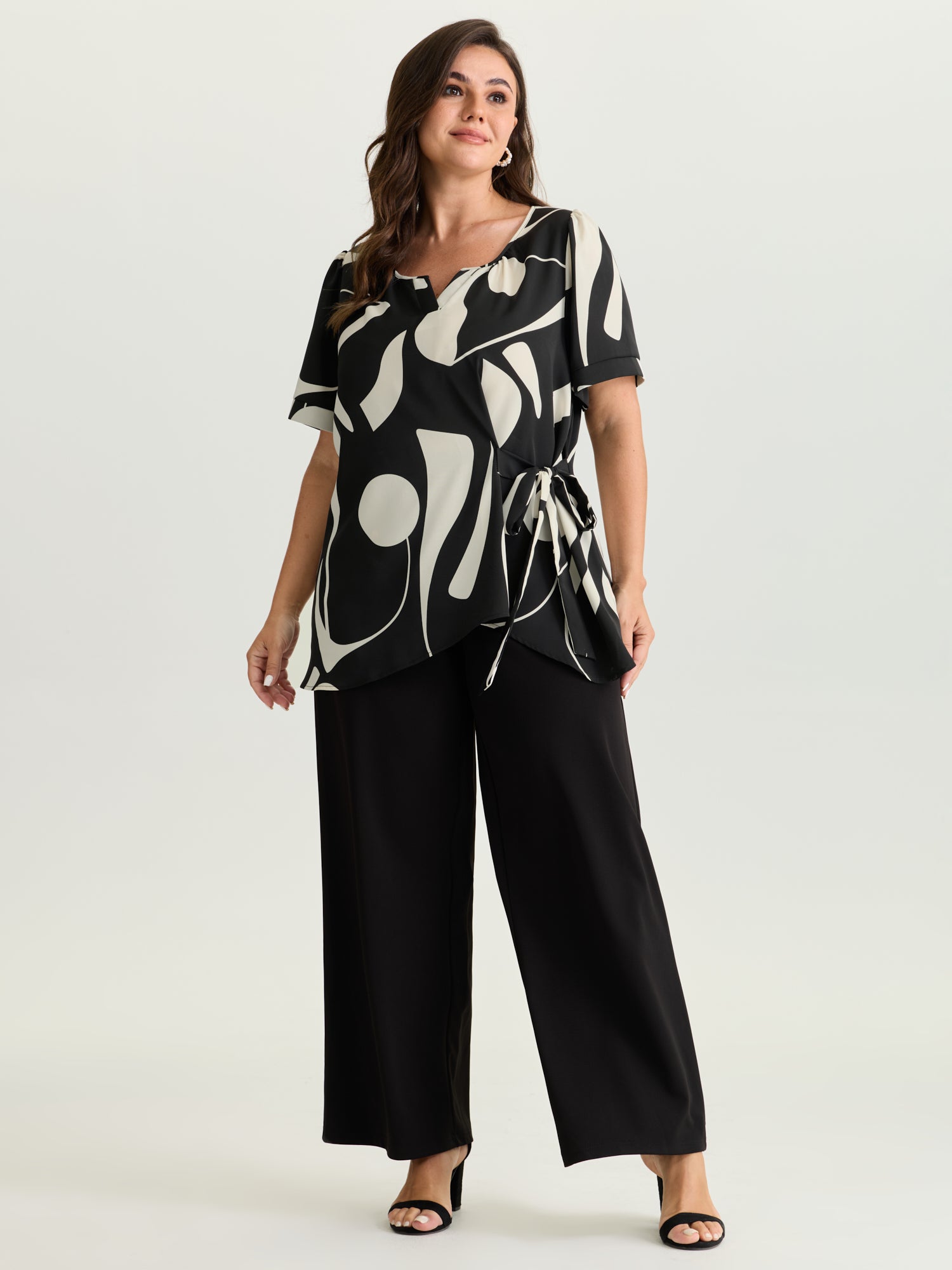 Abstract Print Knotted Blouse